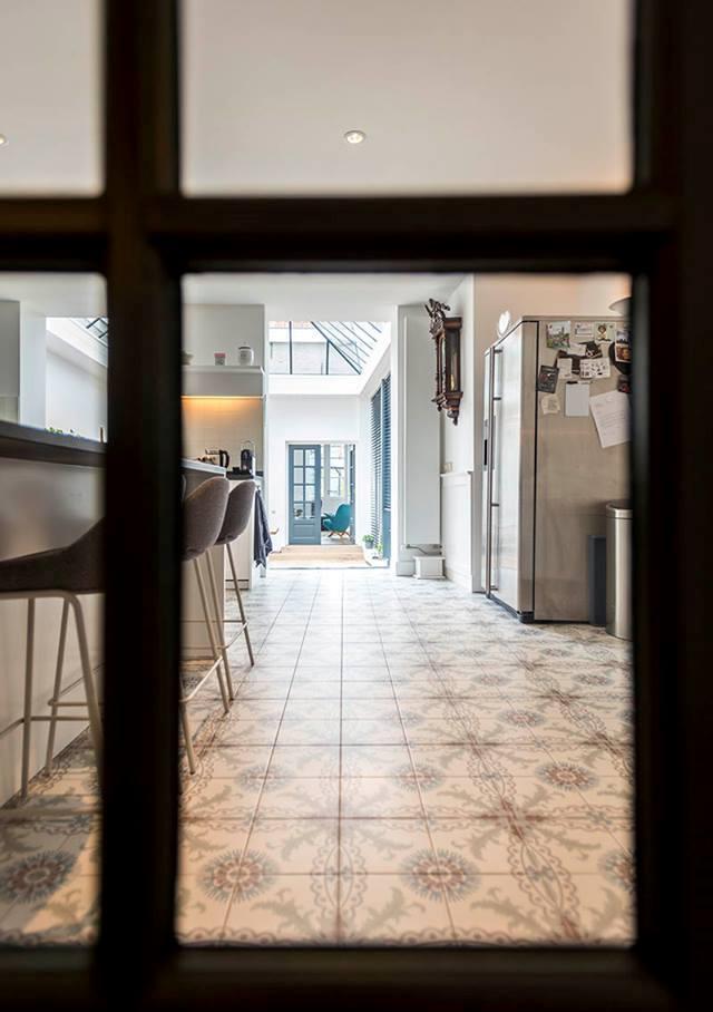 LA MADELEINE ANTONET 20X20